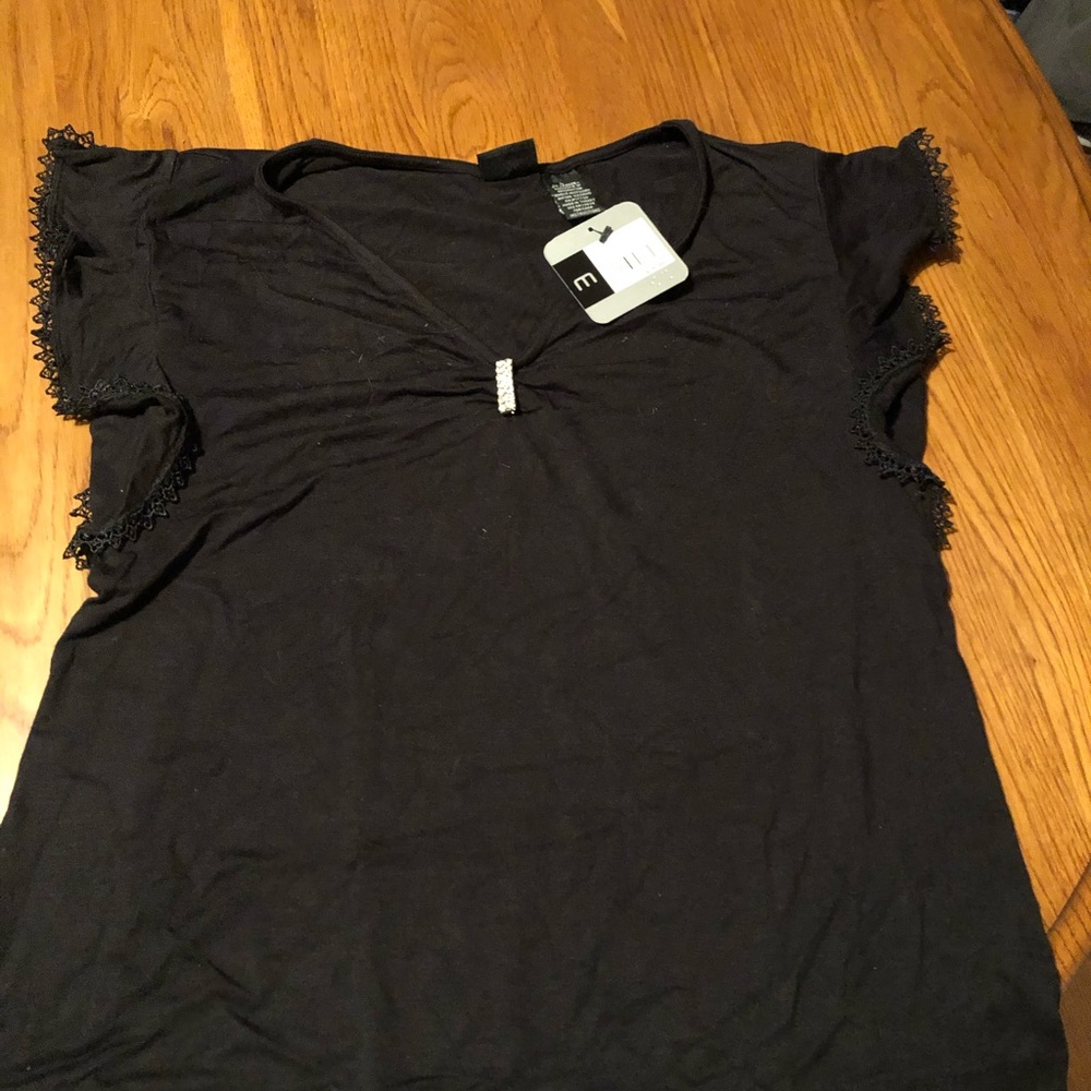 Black short sleeve top. NWT.
